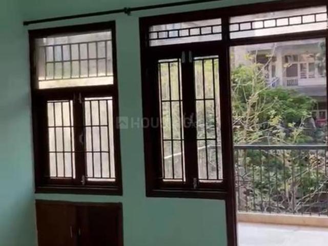 Flat for rent in South West Delhi, Deri