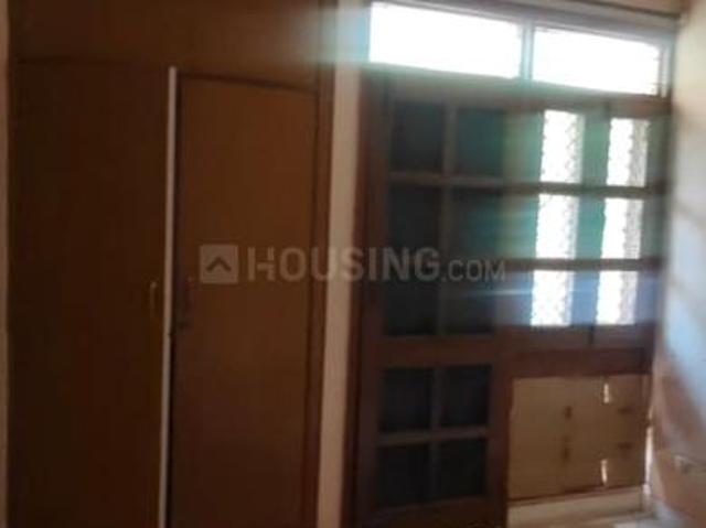 Flat for rent in South West Delhi, Deri
