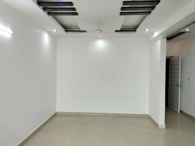 Flat for sale in South West Delhi, Deri