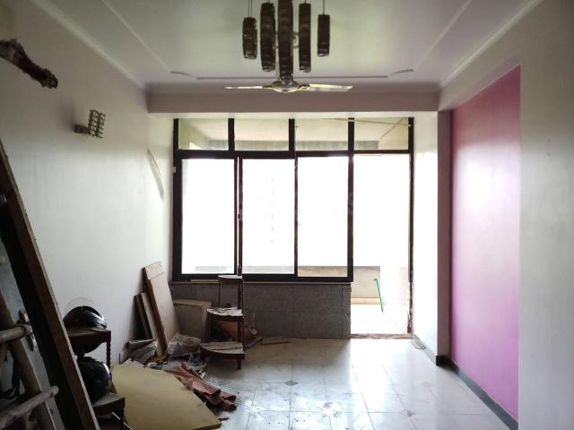Flat for sale in South West Delhi, Deri
