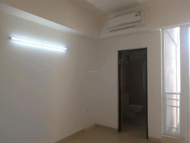 Flat for rent in Diplomatica Greens, Gurugram