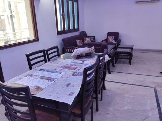 Flat for rent in South West Delhi, Deri
