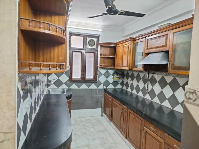 Flat for rent in South West Delhi, Deri