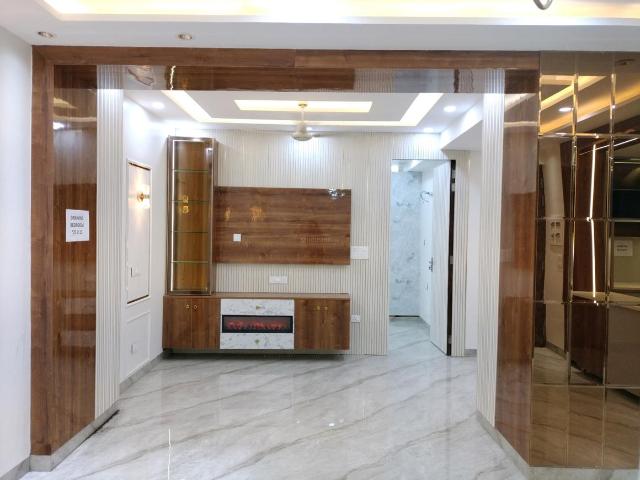 Flat for sale in South West Delhi, Deri