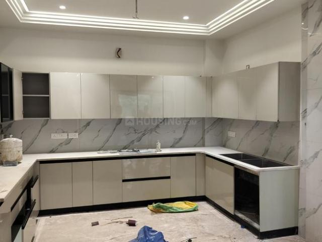 Flat for rent in North West Delhi, Deri