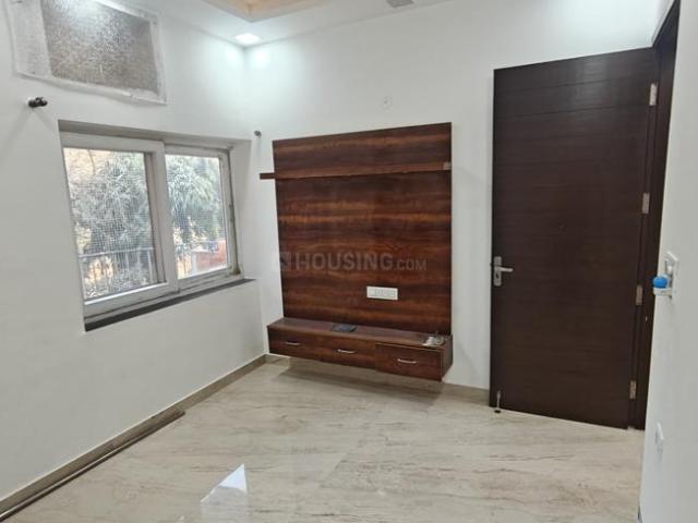Flat for rent in South West Delhi, Deri
