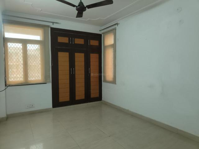 Flat for rent in South West Delhi, Deri