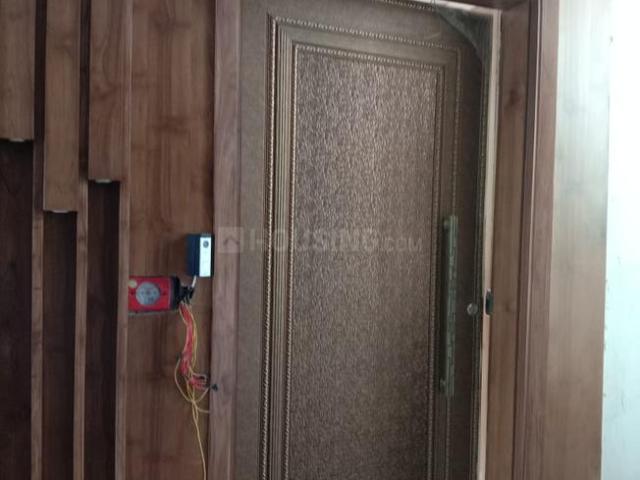 Flat for sale in South West Delhi, Deri