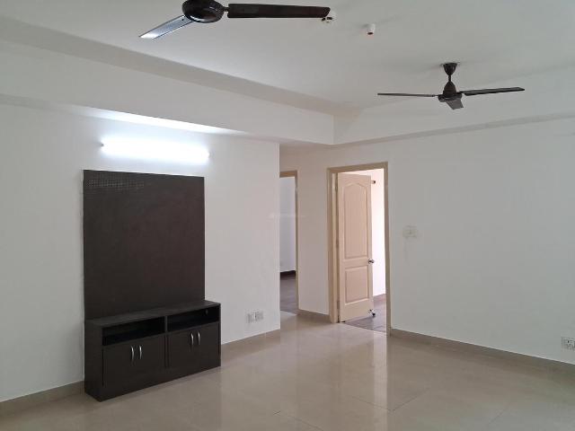 Flat for sale in Greater Noida - Delhi, Arunachal Pradesh