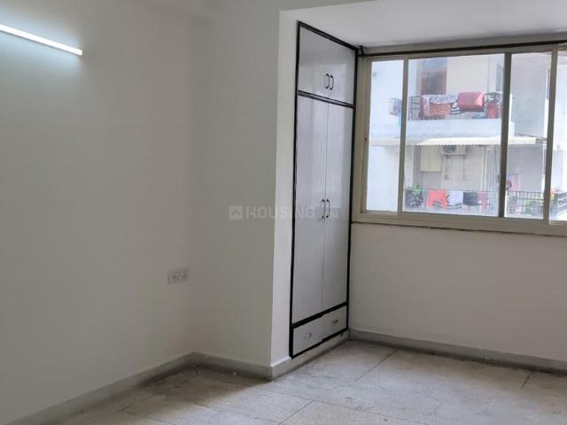 Flat for rent in South West Delhi, Deri