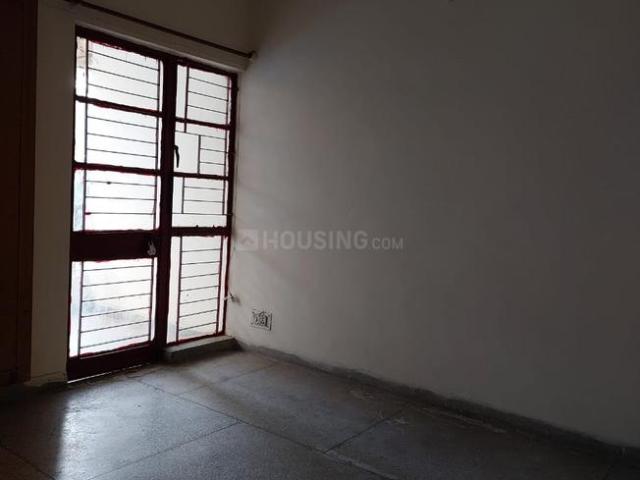 Flat for rent in South West Delhi, Deri
