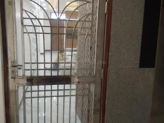 Flat for rent in South West Delhi, Deri