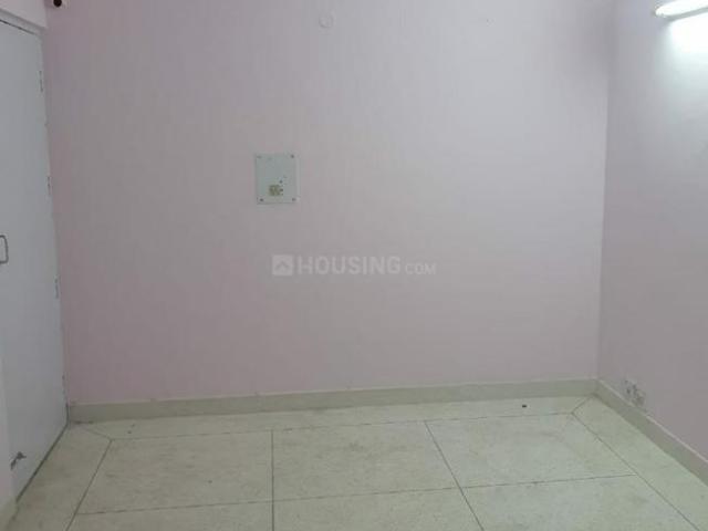 Flat for sale in South West Delhi, Deri