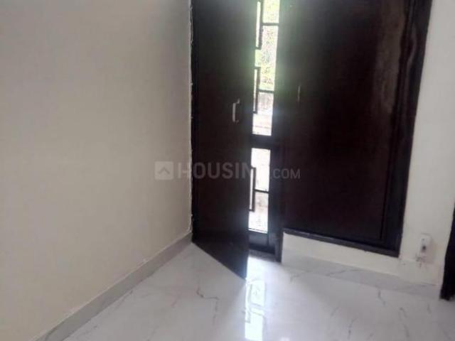 Flat for sale in North Delhi, Deri