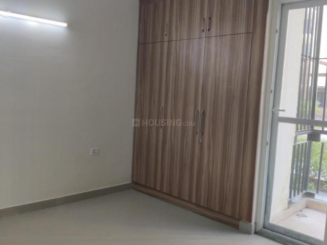 Flat for rent in Sector 143B, Noida