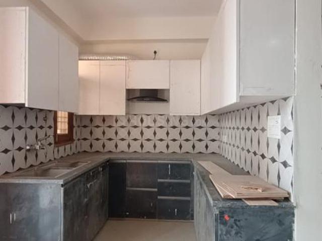 Flat for sale in Hariana