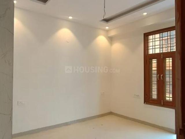 Flat for sale in Hariana