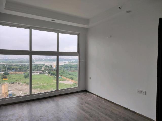 Flat for rent in Kondli, Noida