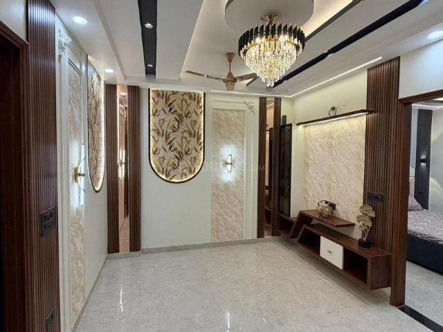 Flat for sale in West Delhi, Deri