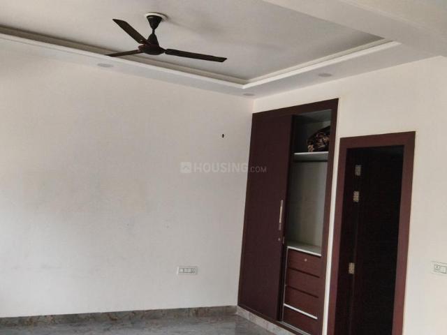 Flat for rent in Shahdara, Noida