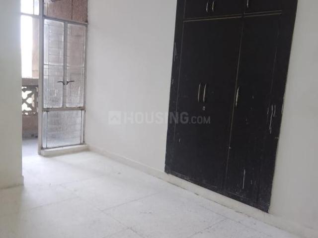 Flat for rent in South West Delhi, Deri