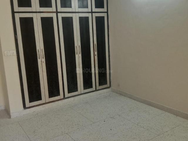 Flat for rent in South West Delhi, Deri