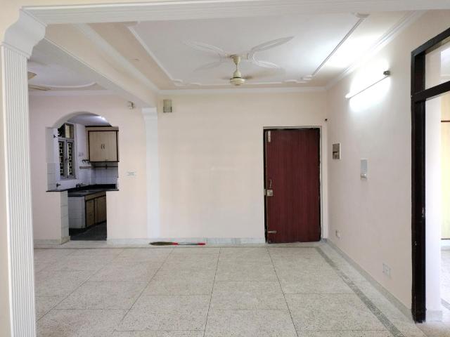 Flat for rent in South West Delhi, Deri
