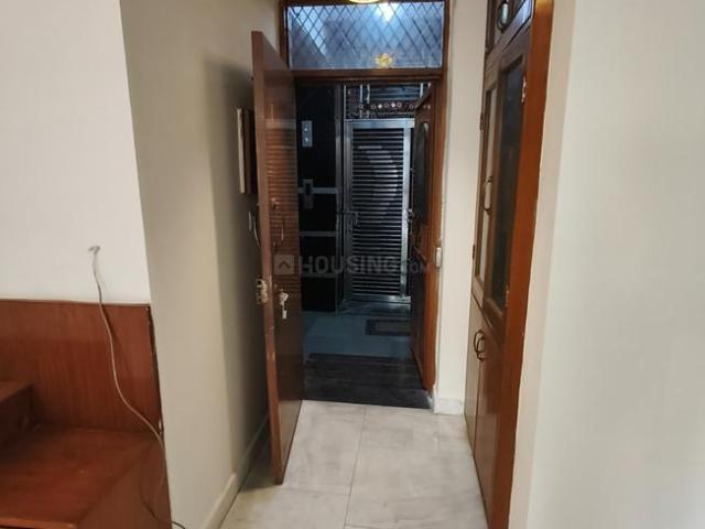 Flat for rent in South West Delhi, Deri