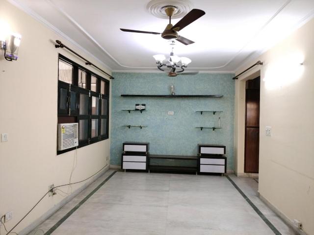 Flat for sale in South West Delhi, Deri