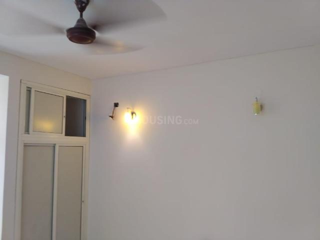 Flat for sale in South West Delhi, Deri