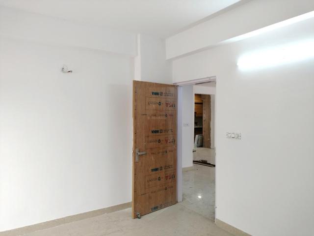 Flat for rent in South West Delhi, Deri