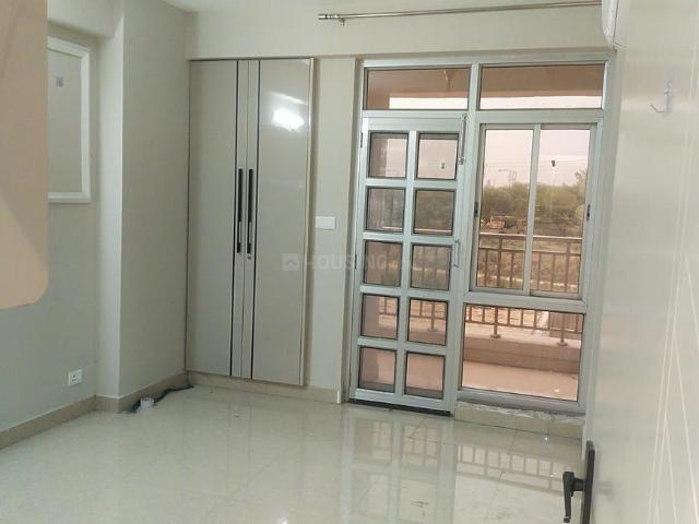 Flat for rent in South West Delhi, Deri