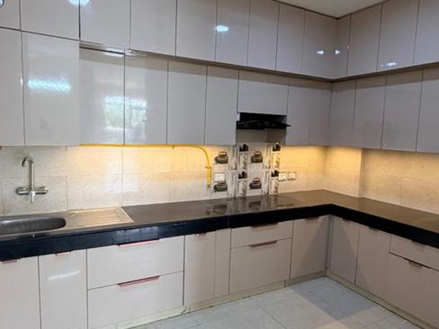 Flat for rent in South West Delhi, Deri