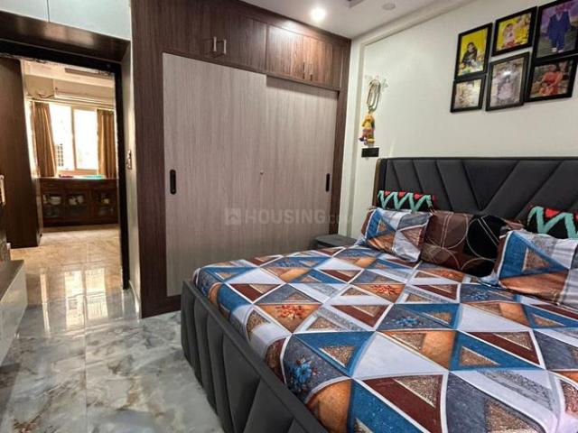 Flat for sale in South West Delhi, Deri