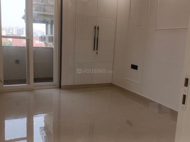 Flat for sale in South West Delhi, Deri