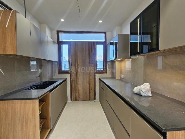 Flat for sale in Hariana