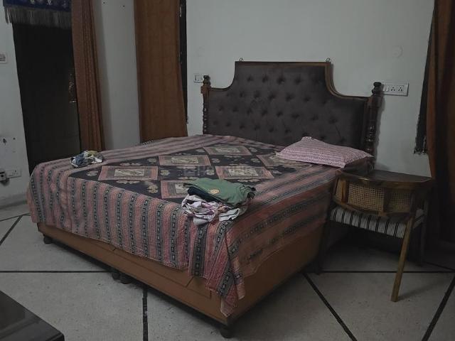 Flat for sale in Sector 20, Kundi