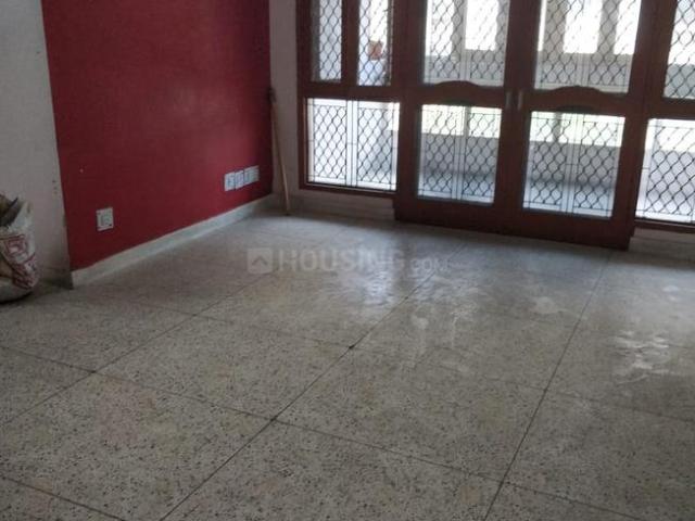 Flat for rent in Deri