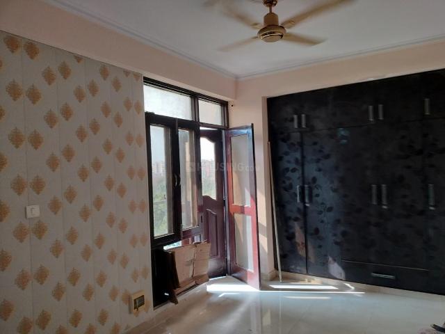 Flat for rent in Deri