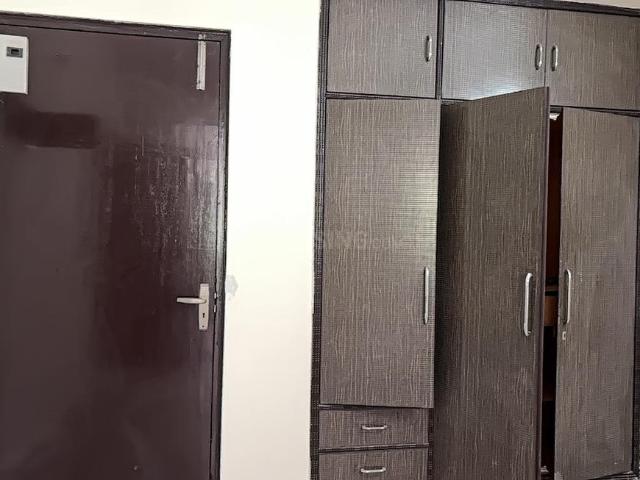 Flat for rent in Deri