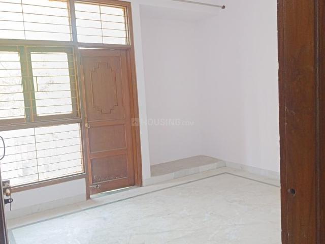 Flat for rent in Deri