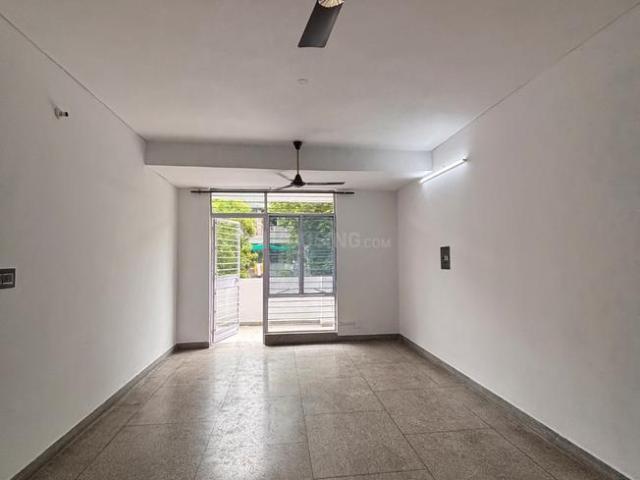 Flat for rent in Deri