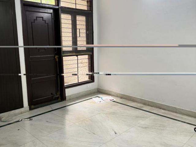 Flat for rent in Deri