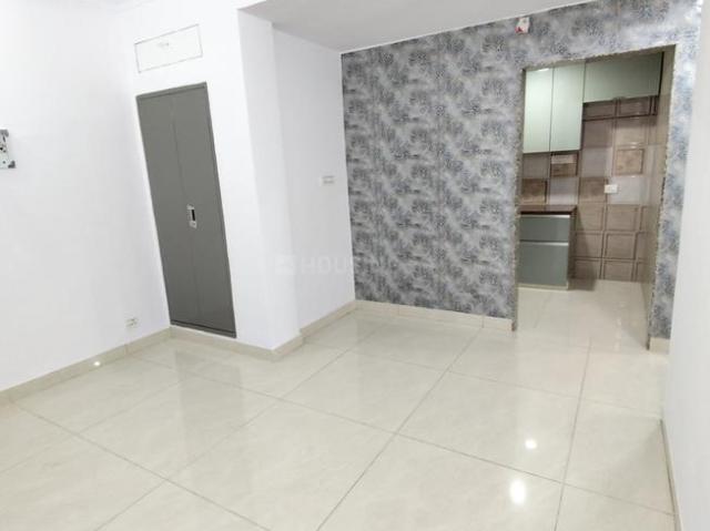 Flat for rent in Deri