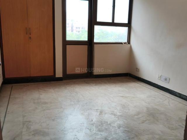 Flat for rent in Deri
