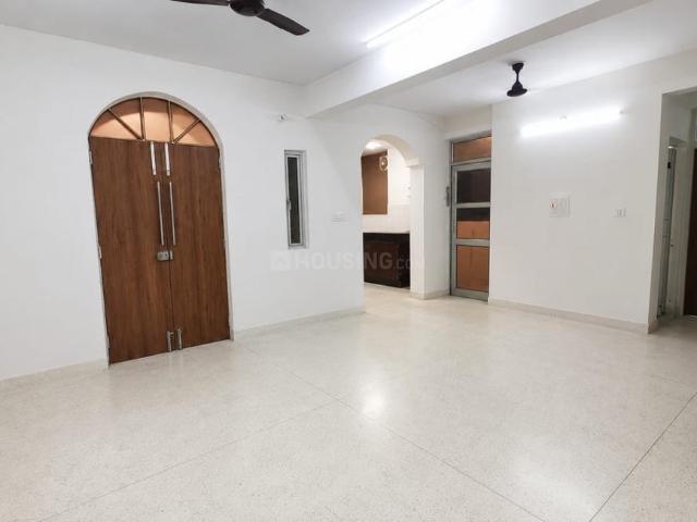 Flat for rent in Deri