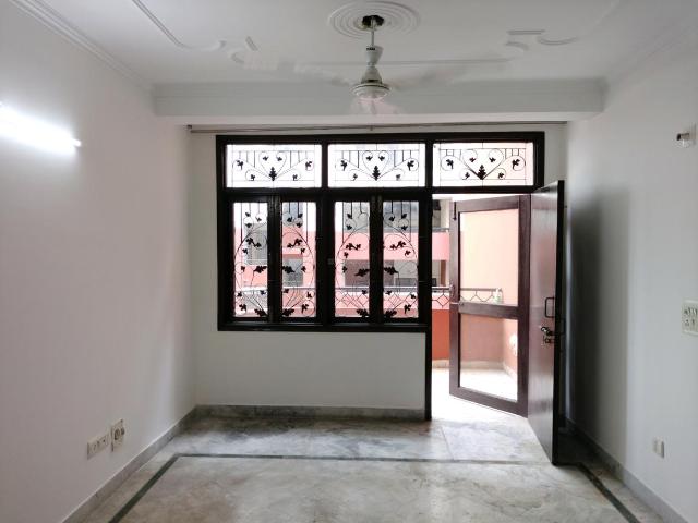 Flat for rent in Deri