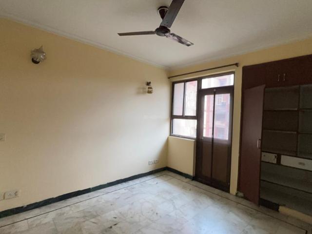 Flat for rent in Deri