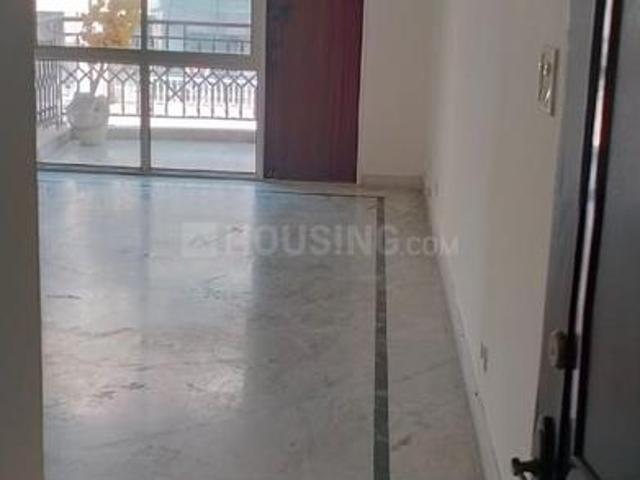 Flat for rent in Deri