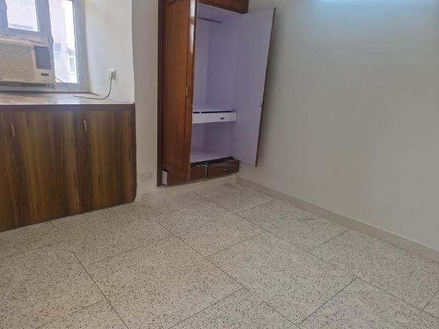 Flat for rent in Deri